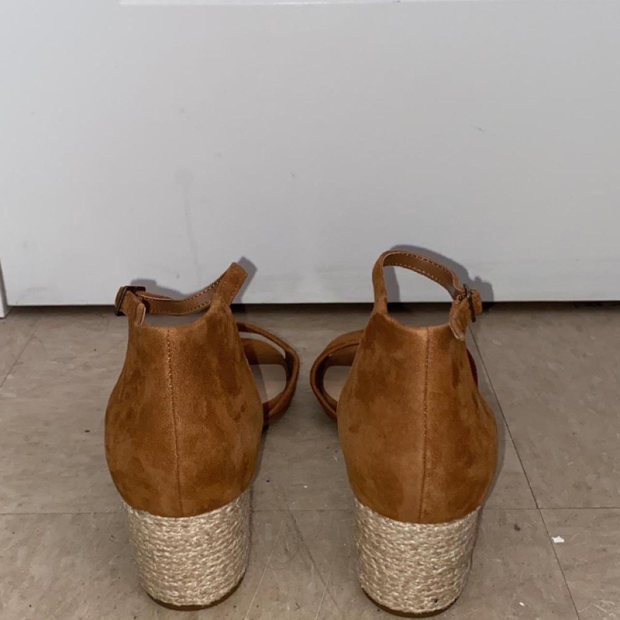 Bella Vita Women's Brown Sandals (2)
