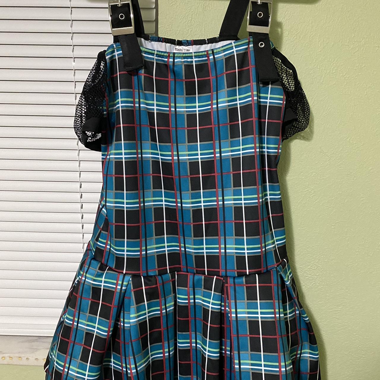 Frankie dress from the old monster high! Along with... - Depop