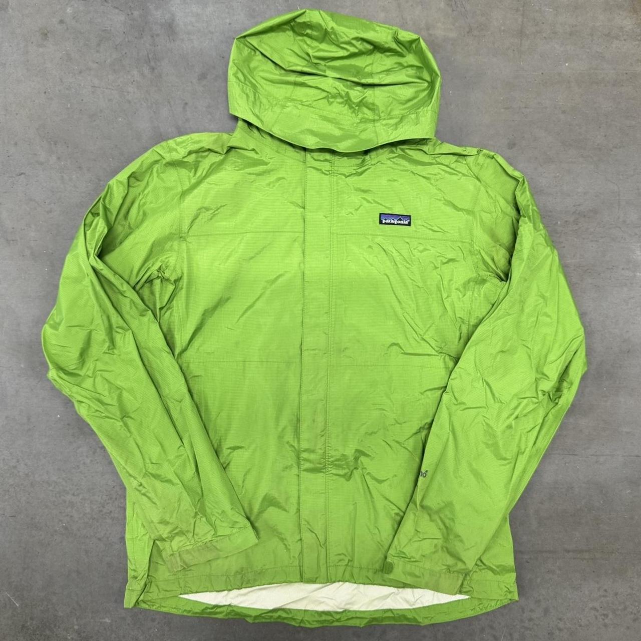 Y2K lime green Patagonia windbreaker zip up Super. Depop