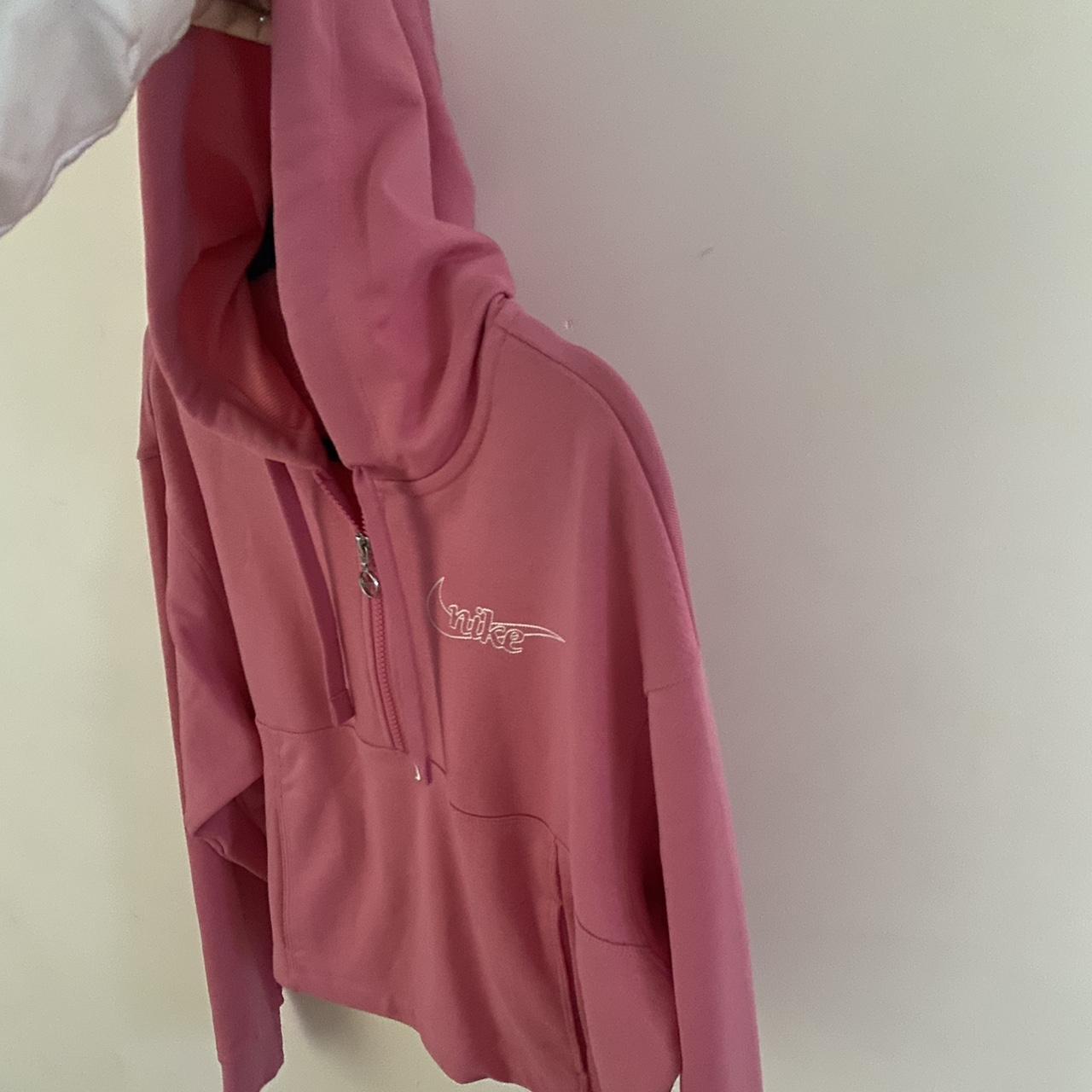 VERY CUTE SMALL PINK NIKE HOODIE!💗, nothing