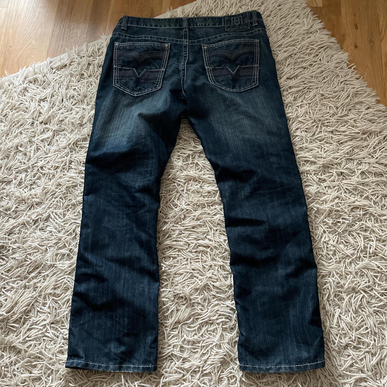 item listed by qlouds