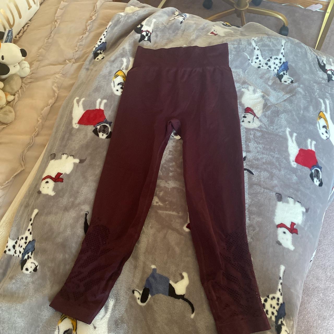 Aerie maroon, chill play move leggings , Worn/flaws