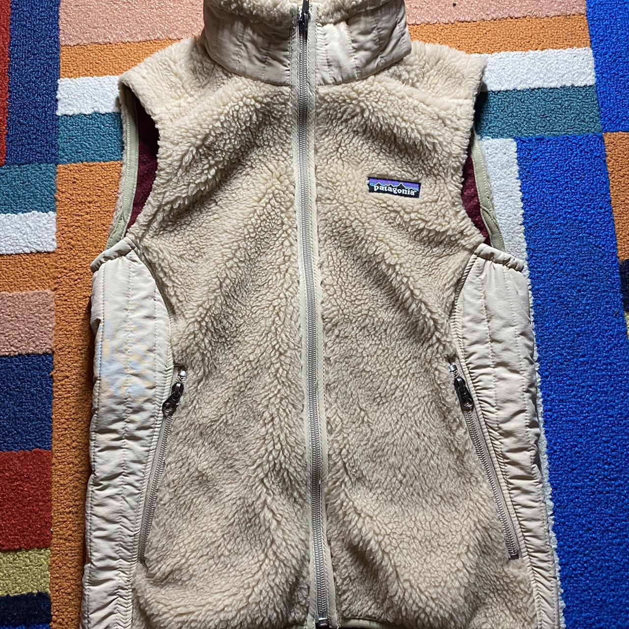 Women s fleece patagonia vest vest vintage Depop