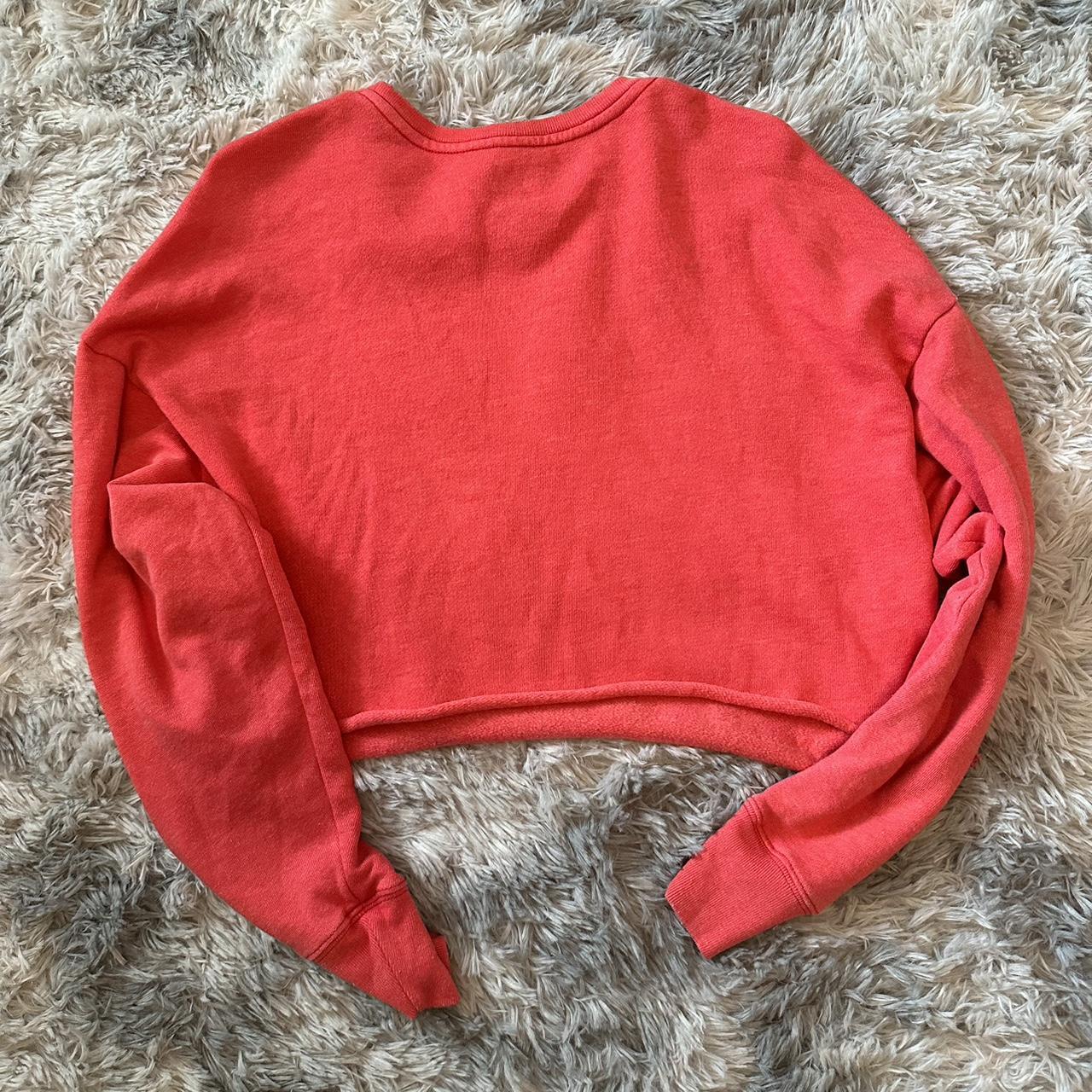 Bogs Women's Pink and Red Sweatshirt (2)