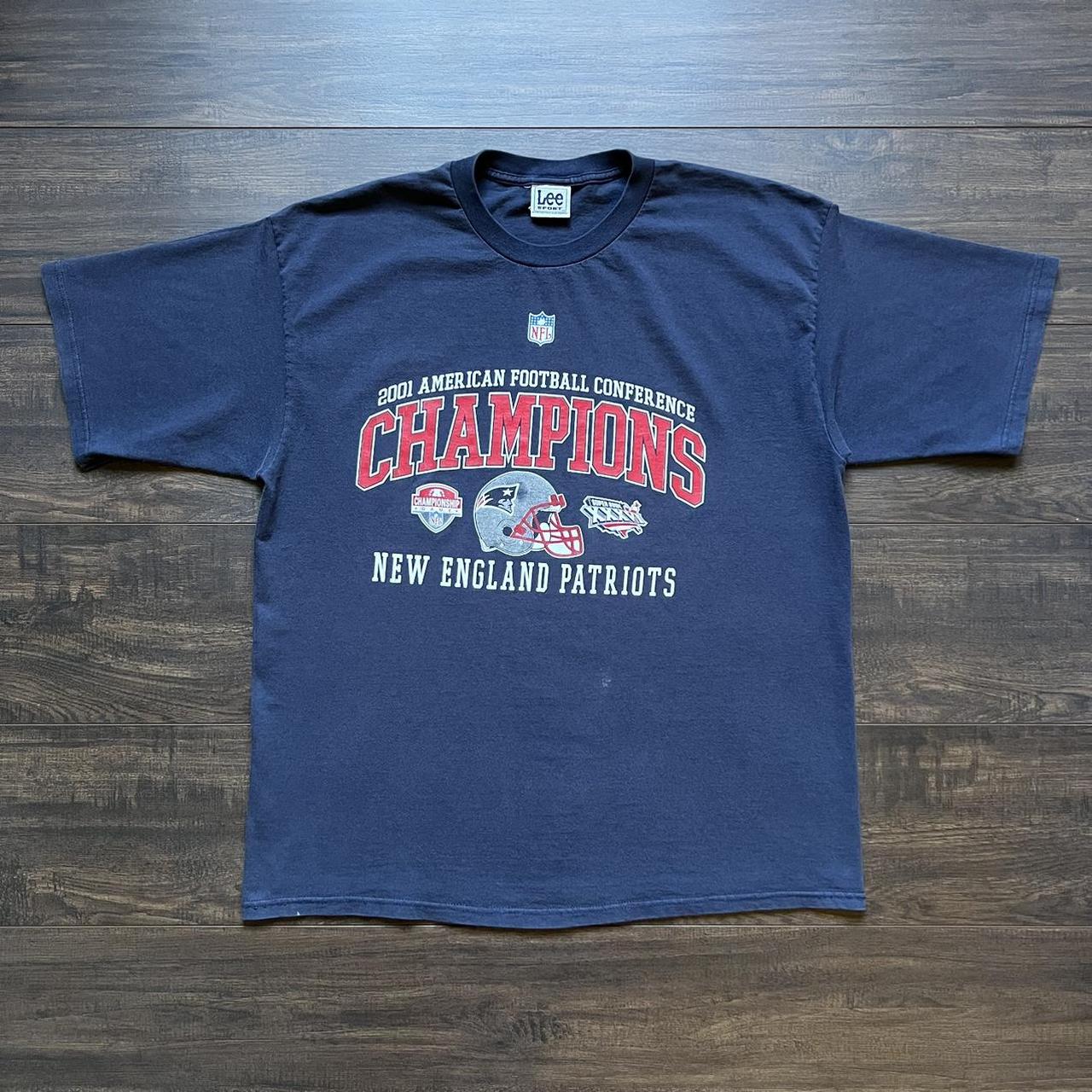 Vintage 01’ New England Patriots T-Shirt Lee... - Depop