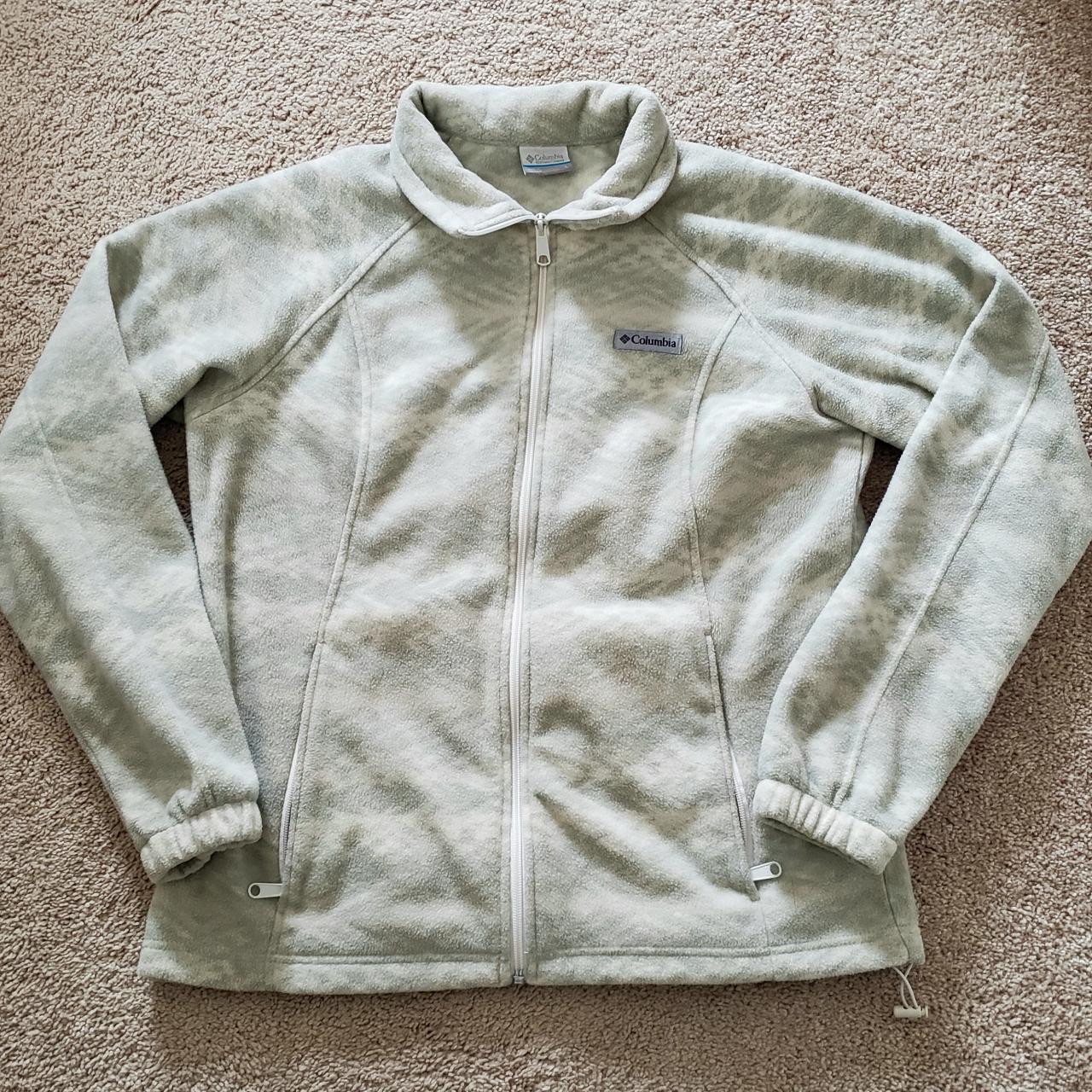 large women's Columbia zip up sweater. only worn a... - Depop