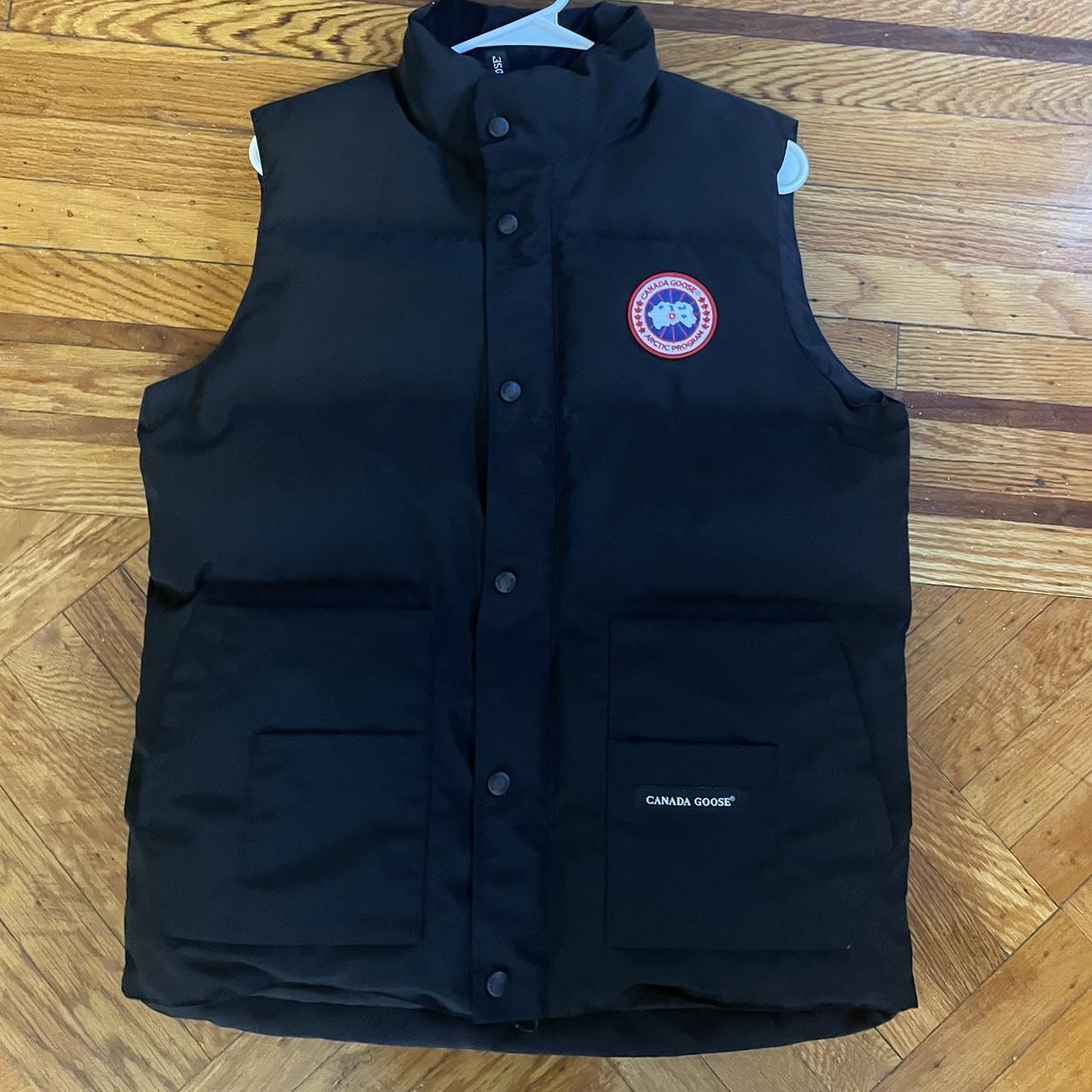 Canada Goose Black Vest Size M Extremely Warm Padded... - Depop