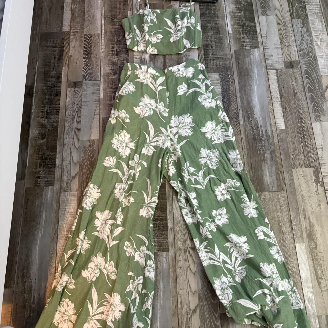 item listed by azlynwolney
