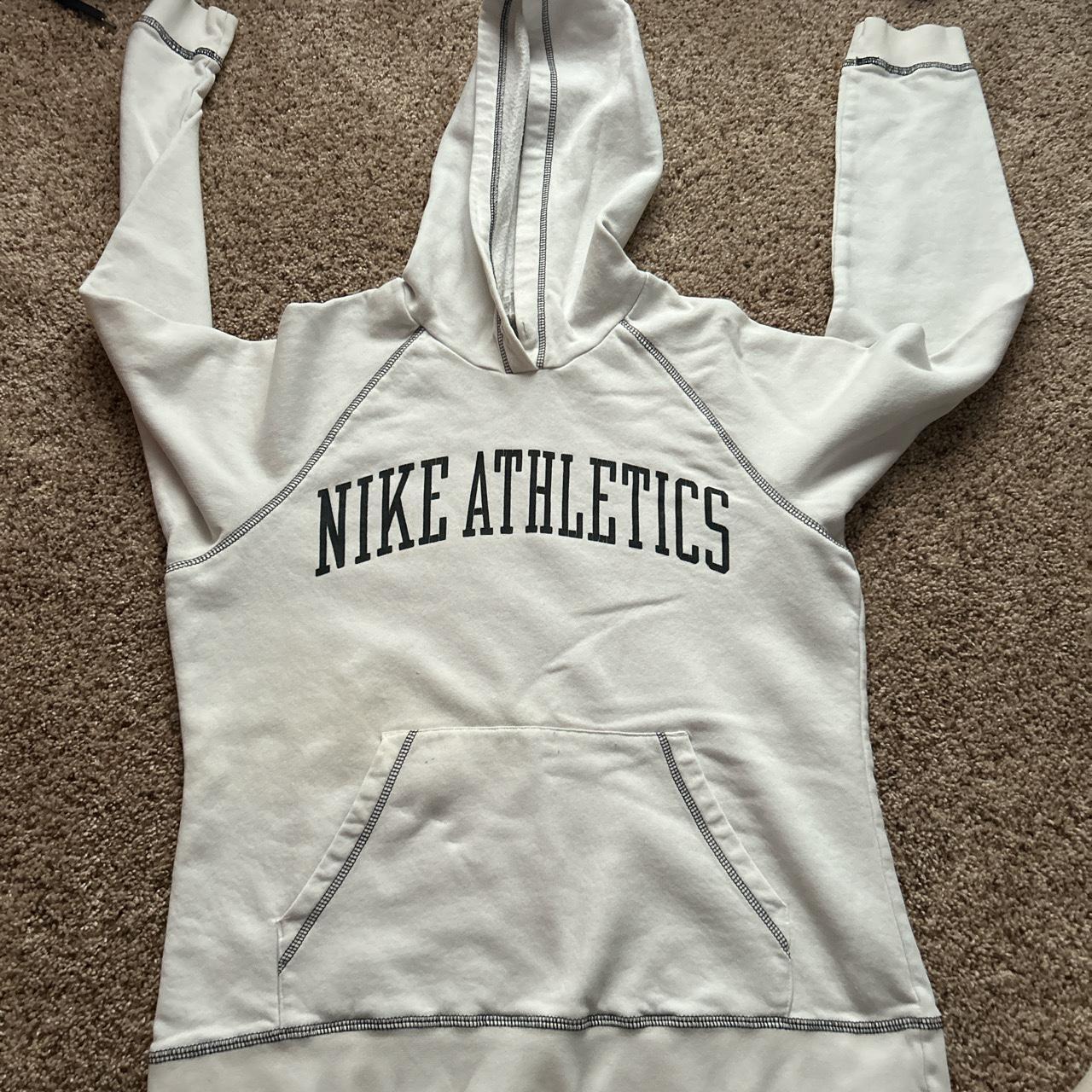 white nike hoodie vintage