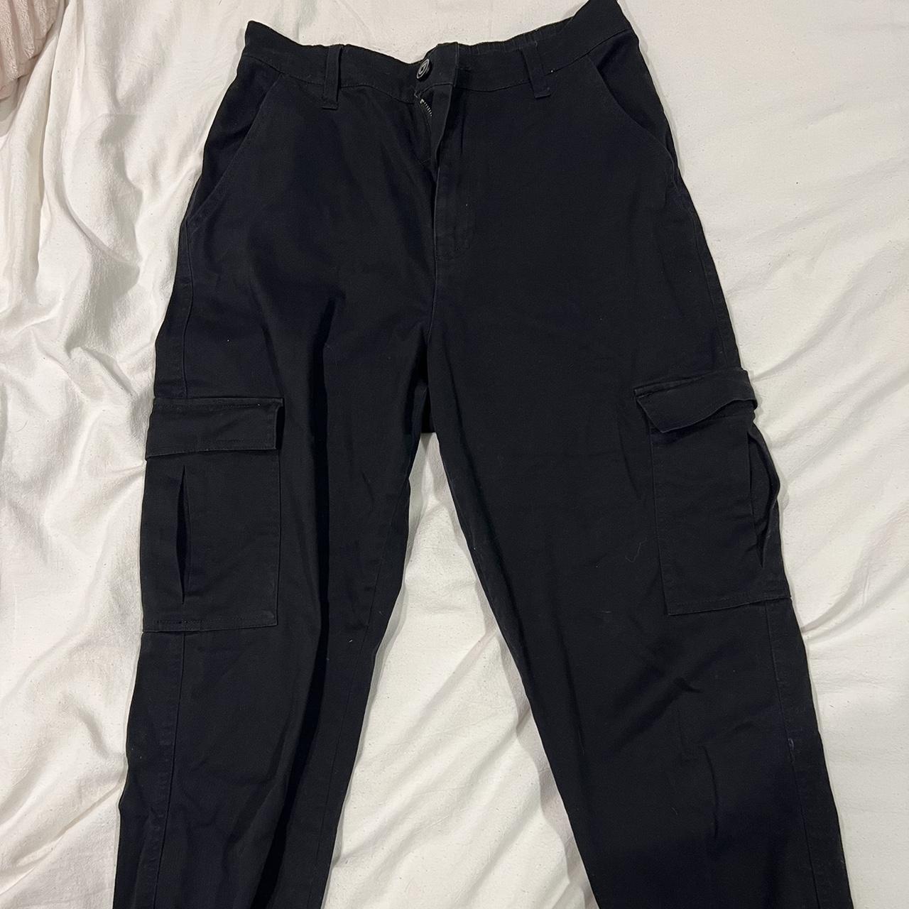 Aeropostale Cargo Pants Cuffs at the bottom Depop