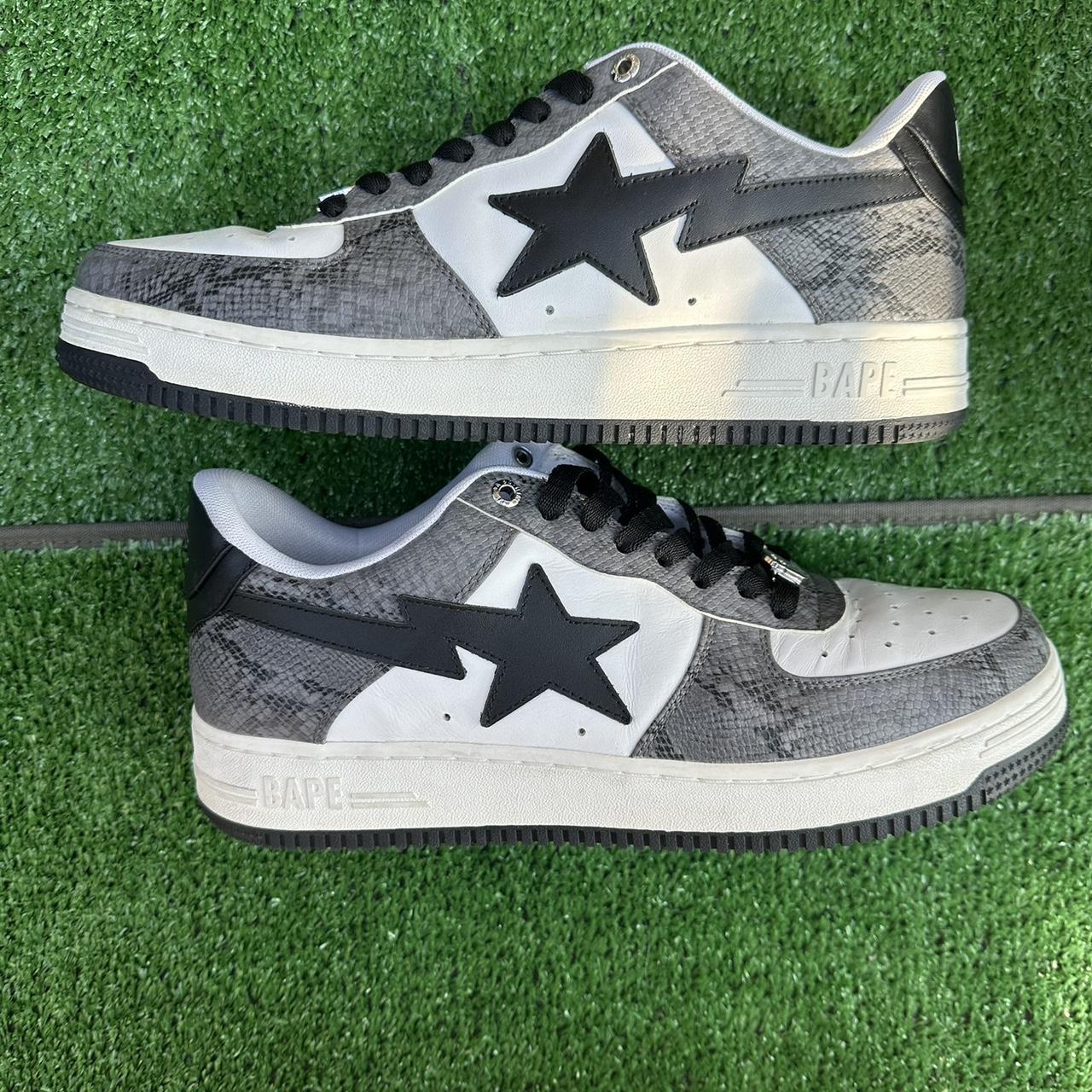 item listed by smoovekickz1