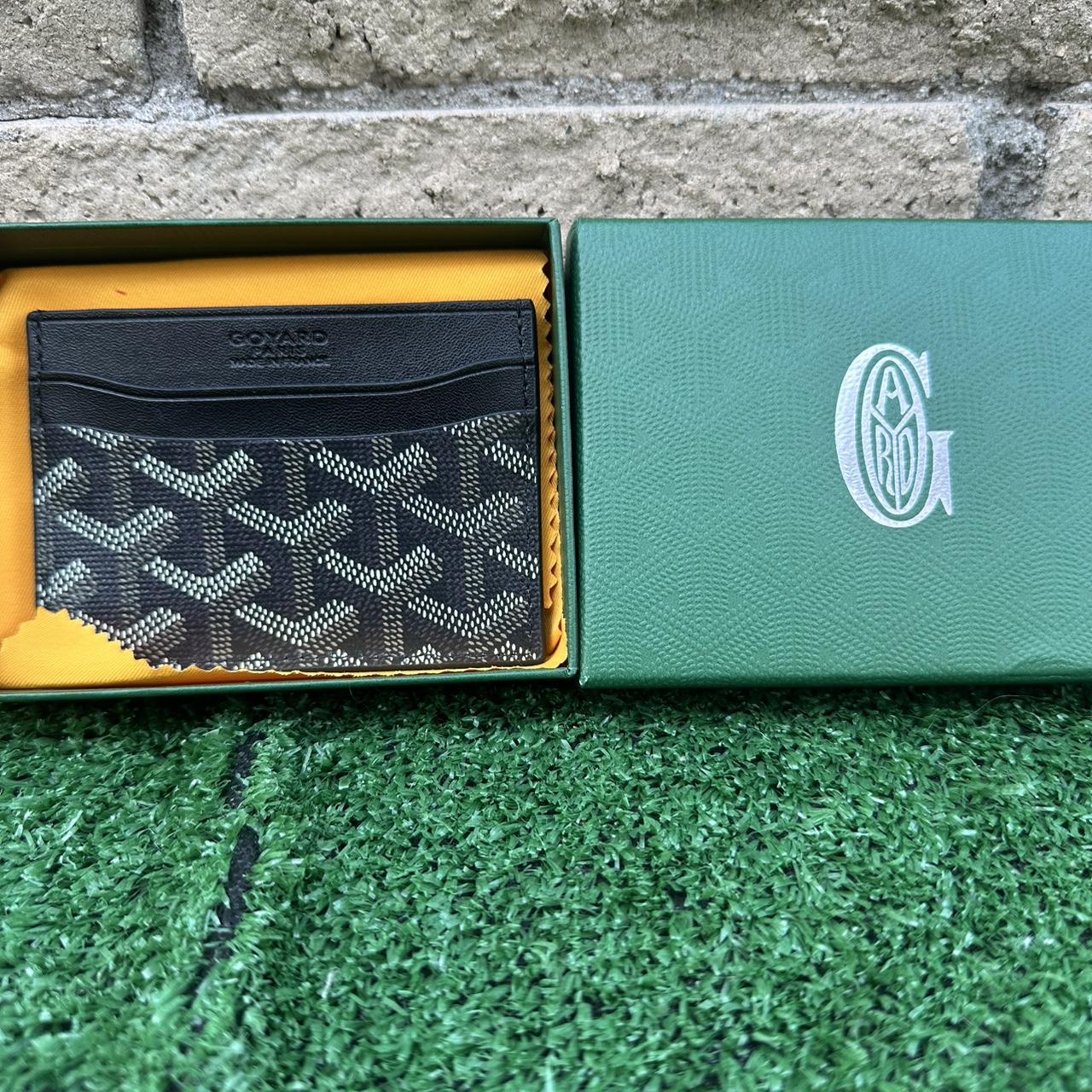 item listed by smoovekickz1