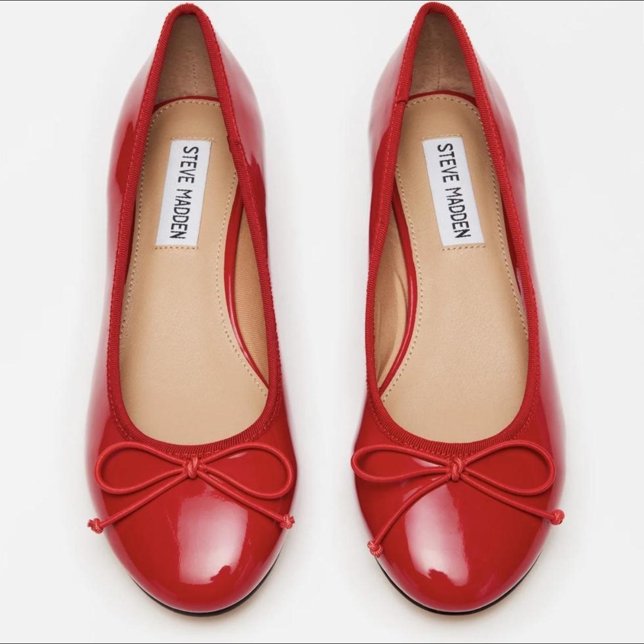 BRAND NEW Steve Madden red patent flats ️ Fits... - Depop