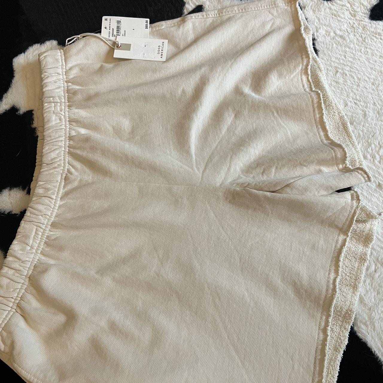 Good American Shorts Size 5 (I’m a size 12 in jeans... - Depop