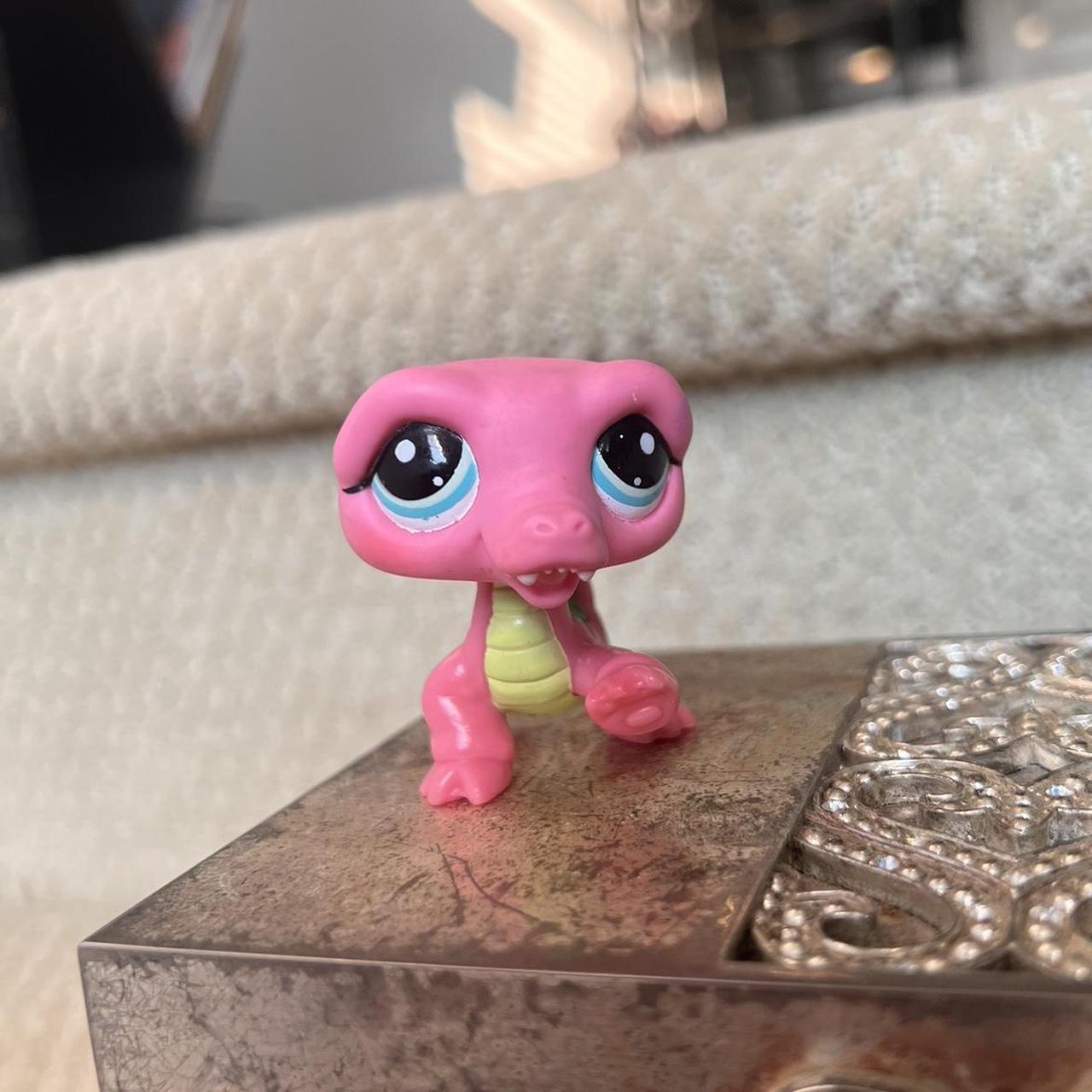 Littlest Pet Shop Rare Special Addition Pet. Pink... - Depop