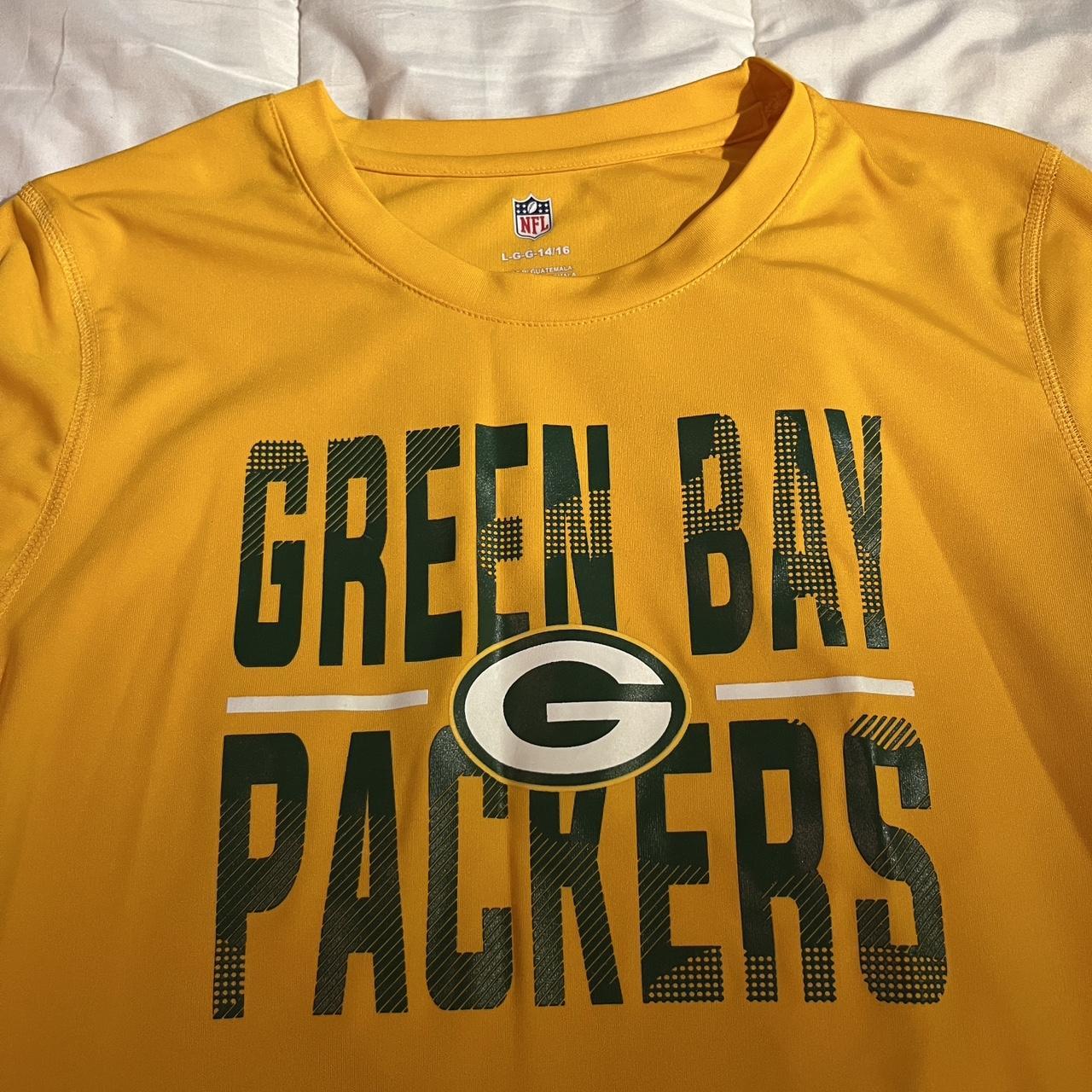 Green Bay Packers Long Sleeve T-Shirt • Size: - Depop