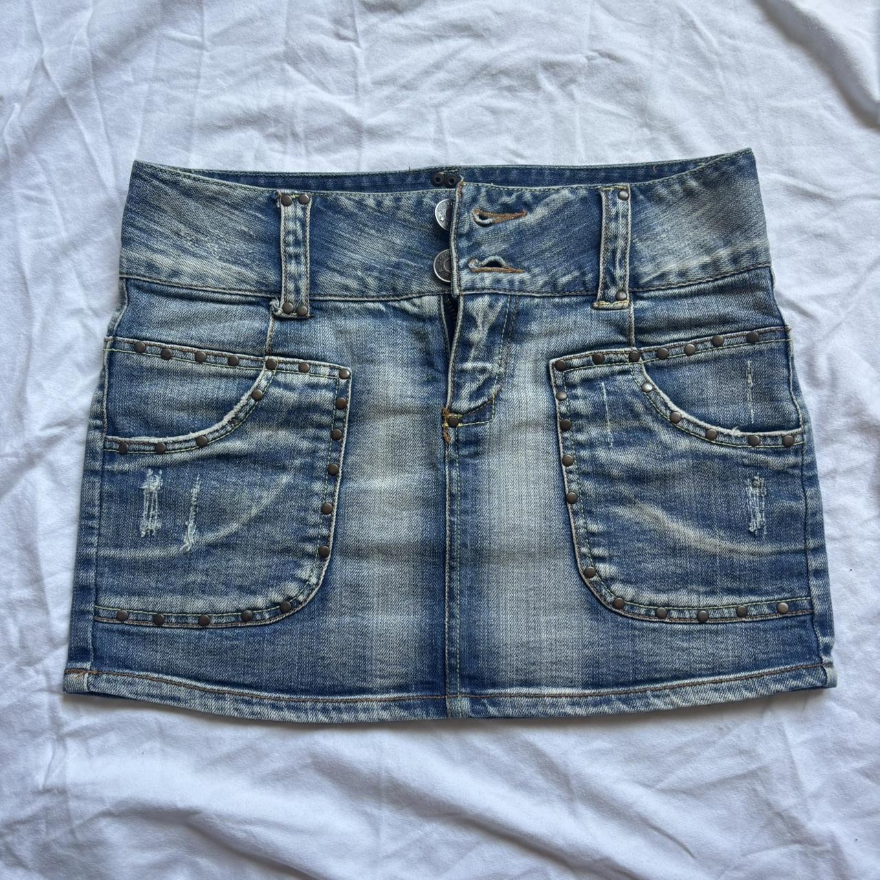 item listed by allstarthrifts