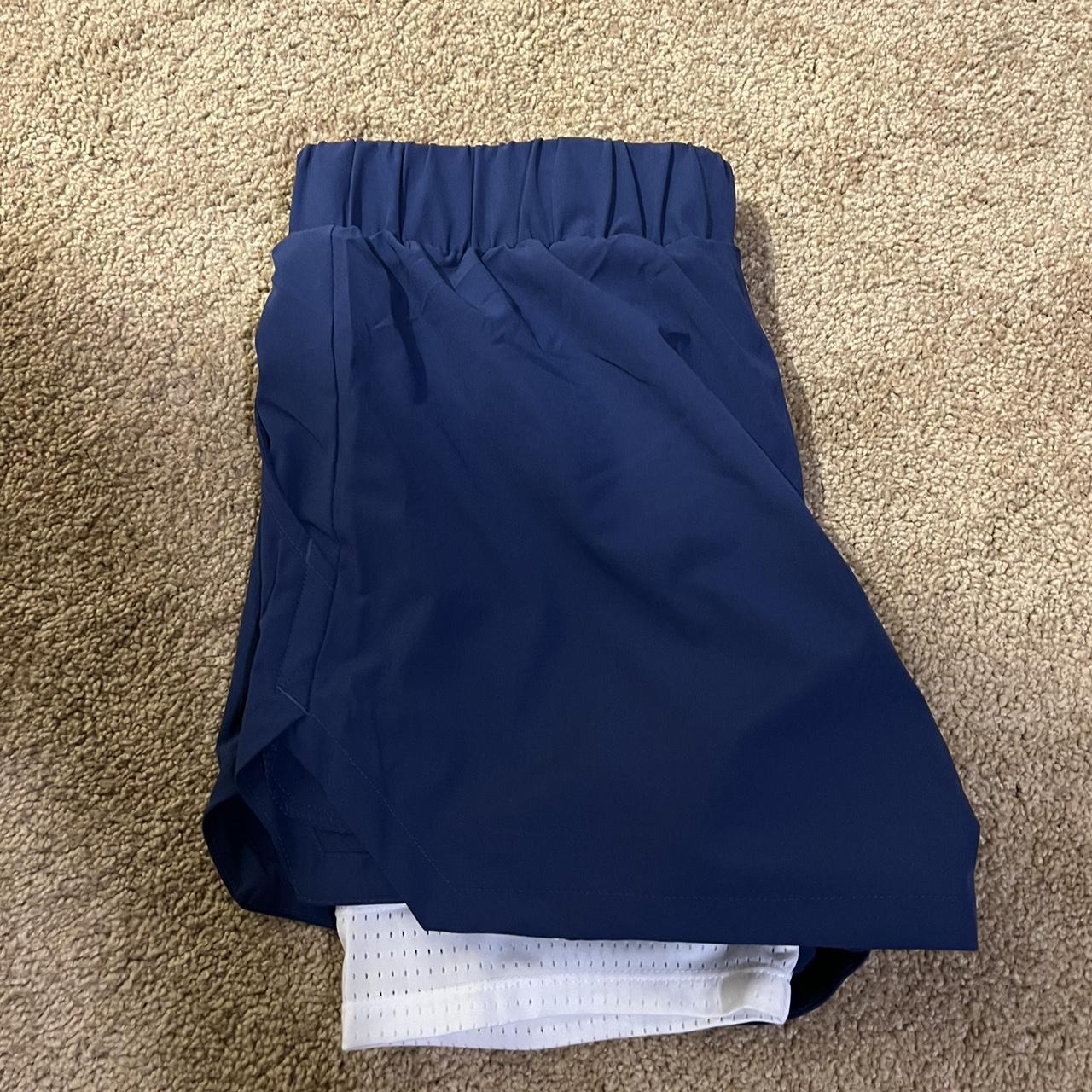 Youngla Shorts These Navy shorts include one zipper - Depop