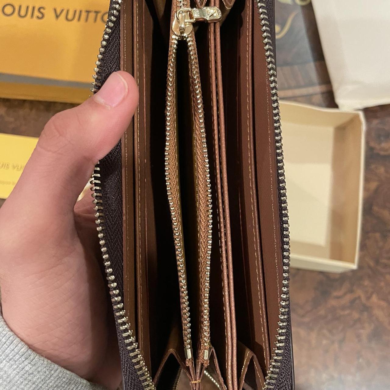 Louis Vuitton Purse , Color: Brown And Gold