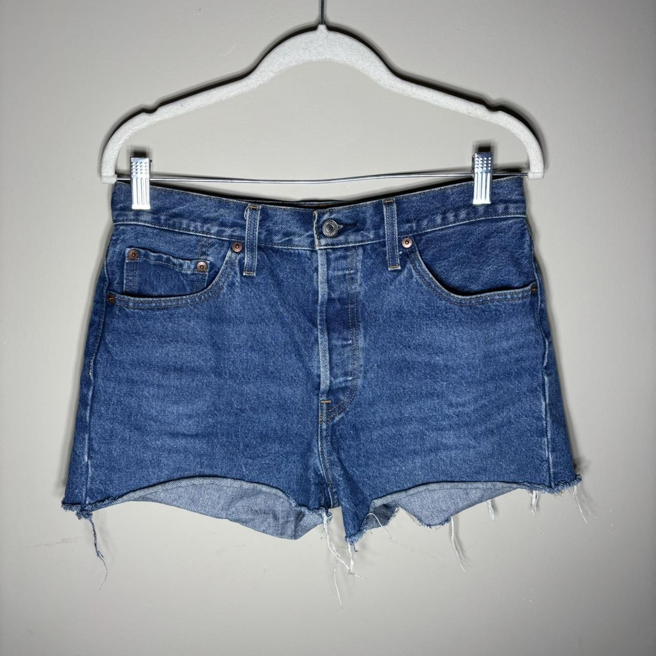 item listed by kaitlynamanduh