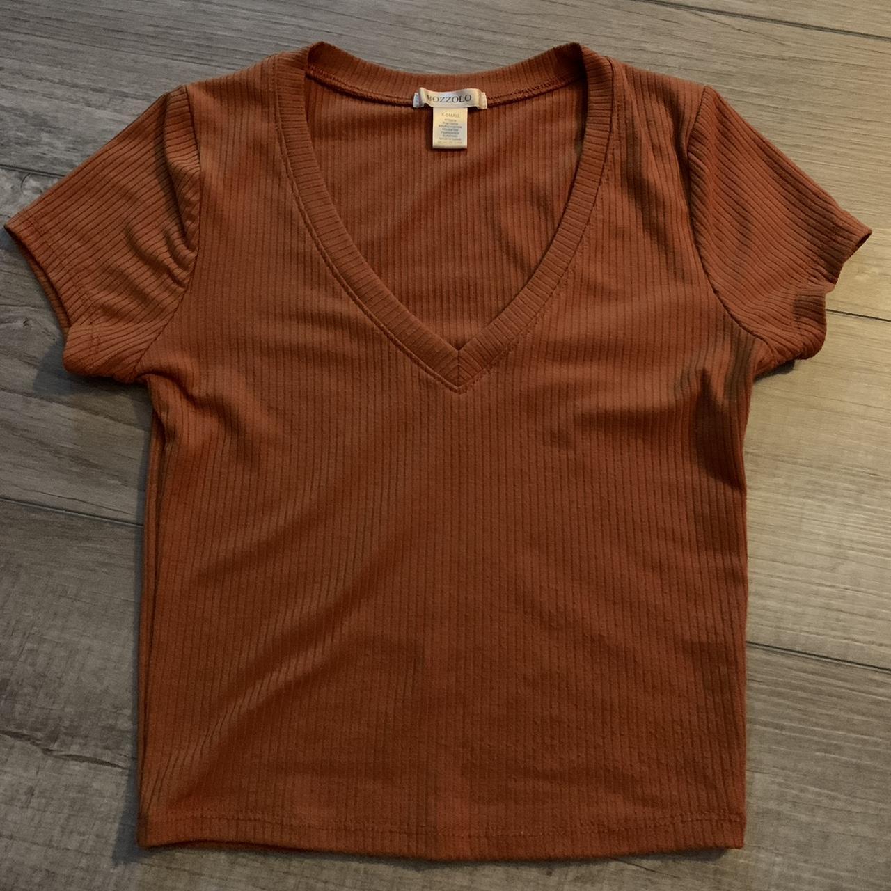 cute fall/autumn tilly’s bozzolo ribbed vneck crop... - Depop