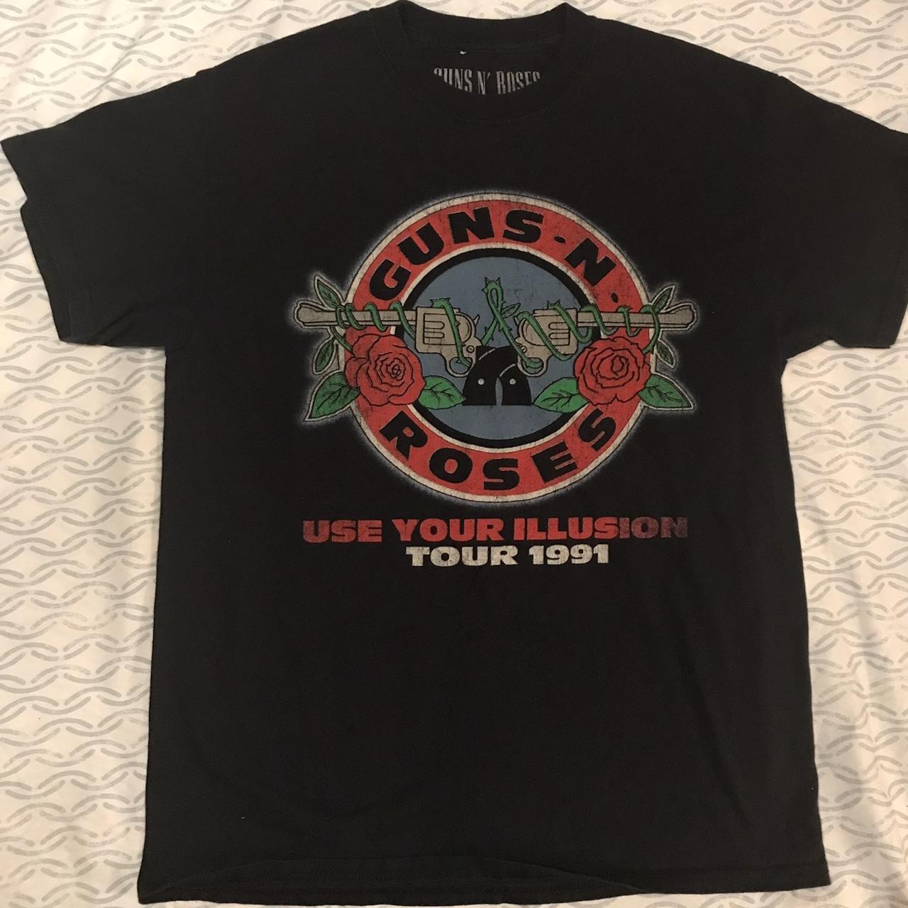 GUNS N' ROSES Use Your Illusion 1991 Tour T Shirt -... - Depop