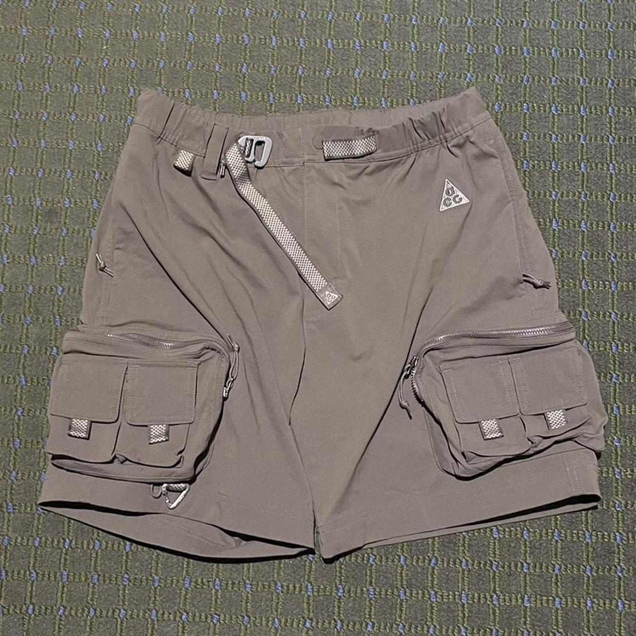 acg cargo shorts