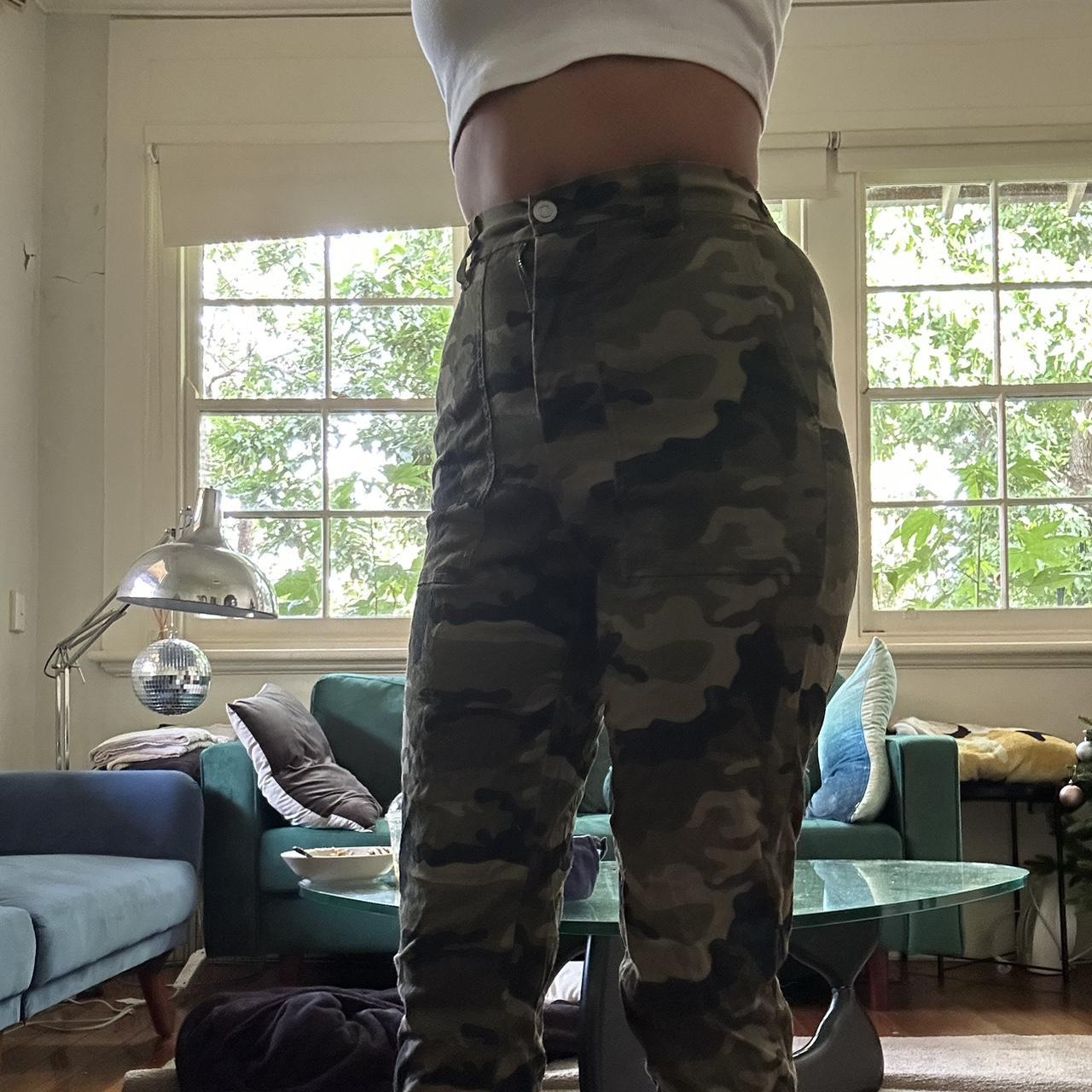 Supre on sale camo pants