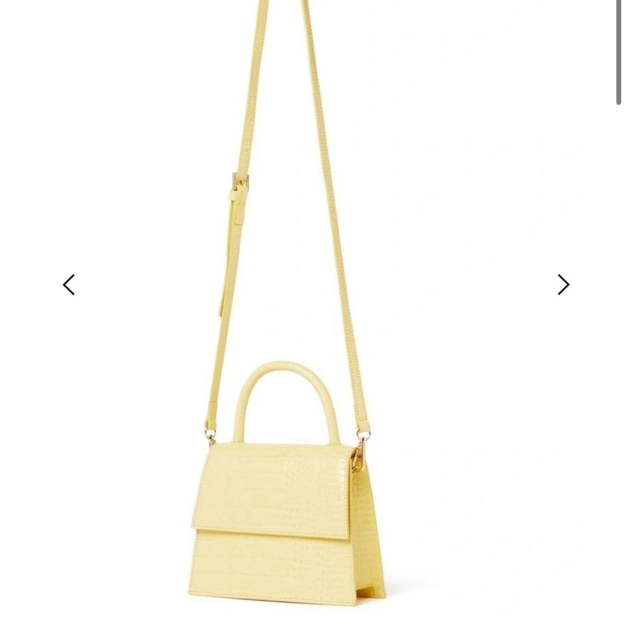 Scarlett Grab Hand Mini Bag Forever new Used once... Depop