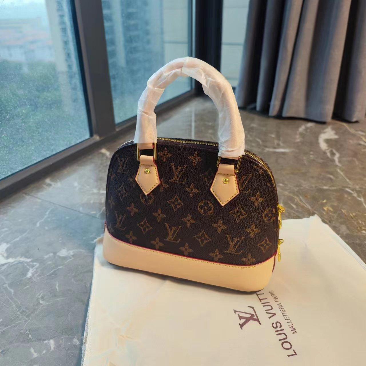 Classic Louis Vuitton ALMA BB M53152 - ShoppingInns