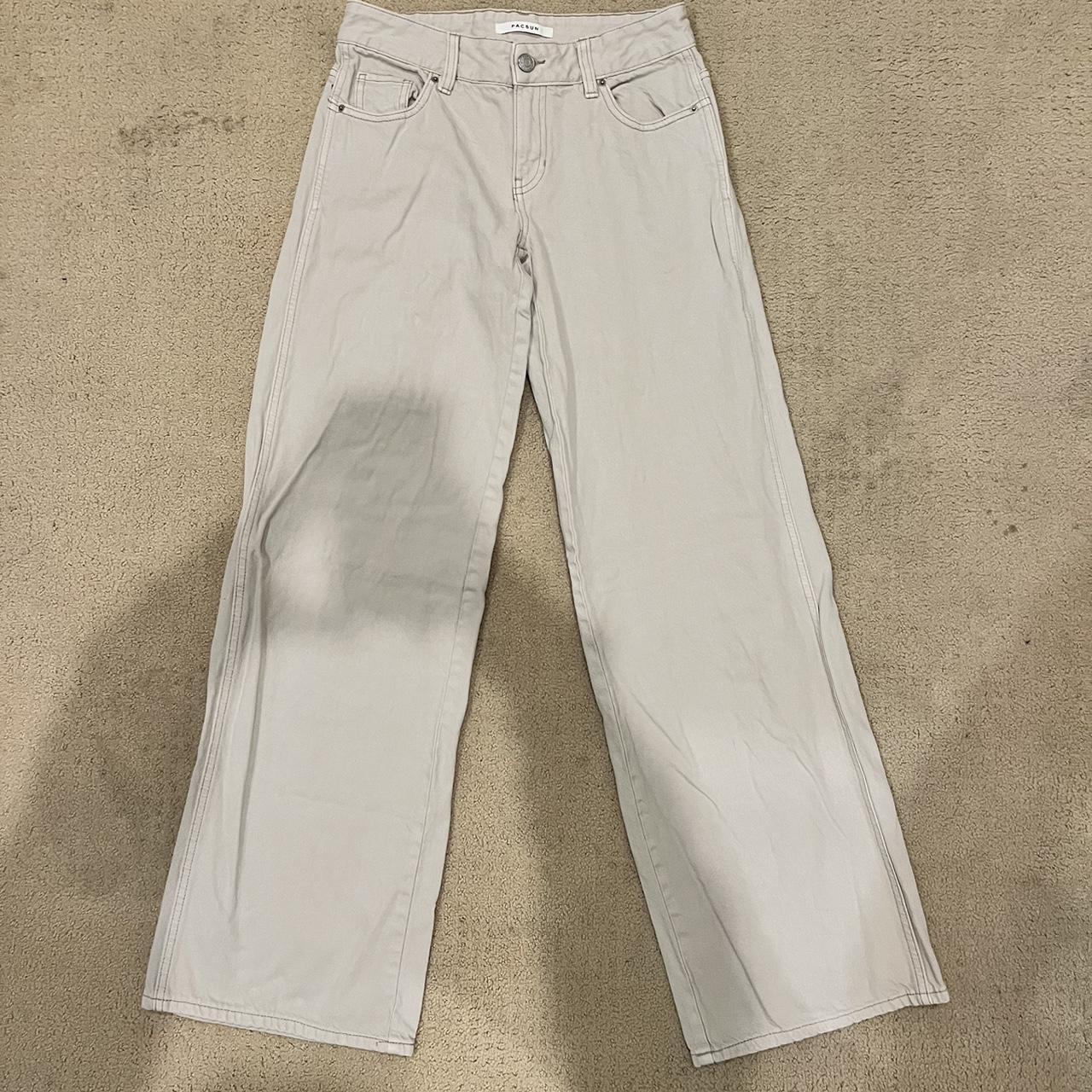 Size 24 Low rise cream baggy jeans Depop