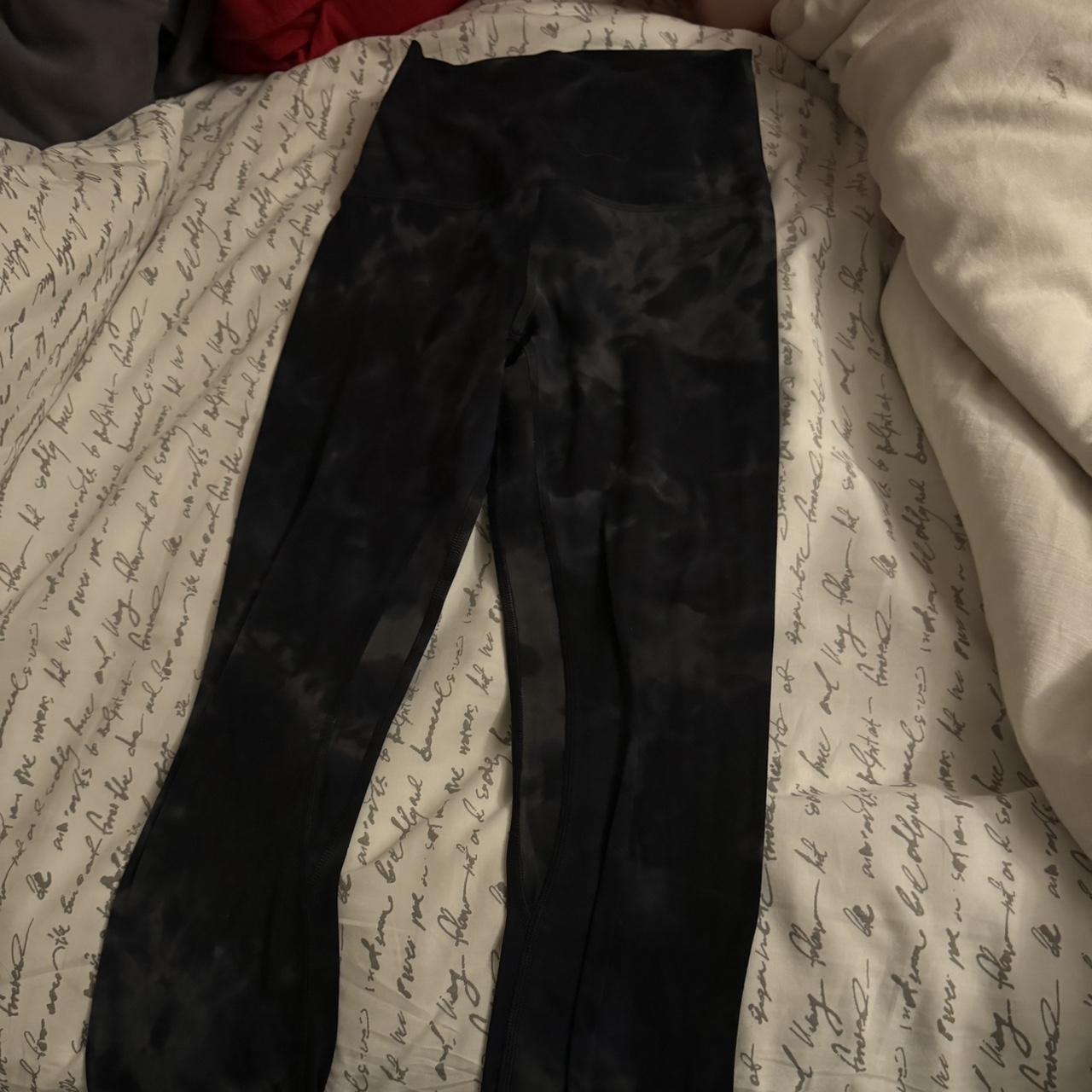 tie dye lulu leggings - Depop