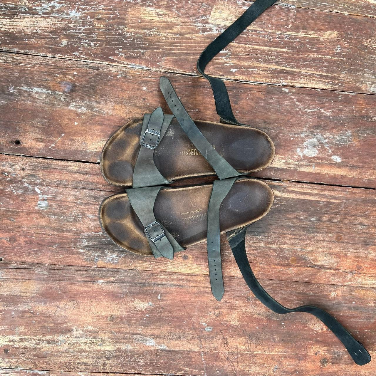 birkenstocks back strap