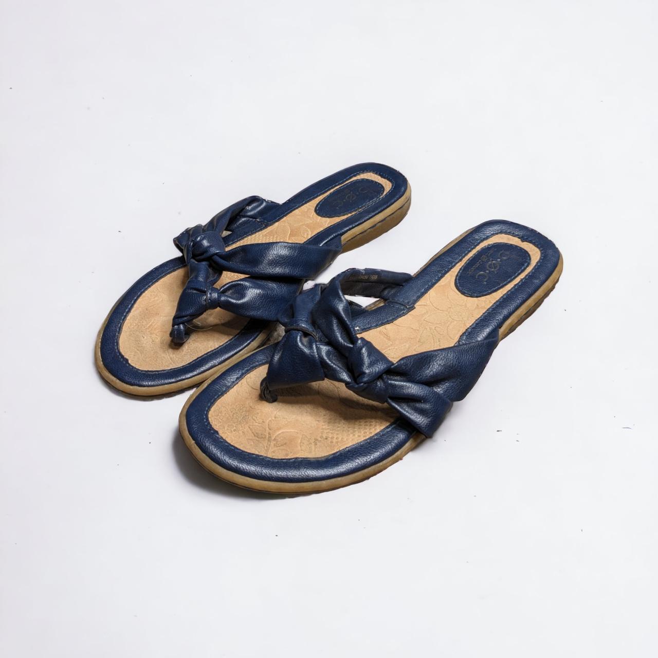 Boc navy sale blue sandals