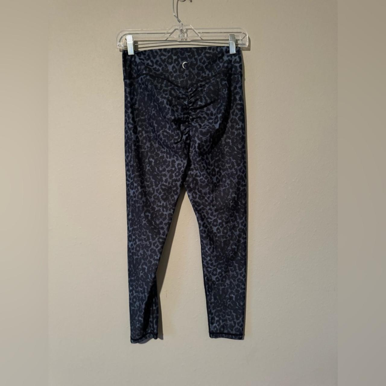 Zyia Stone Leopard Blue High Waisted Scrunch Bum - Depop