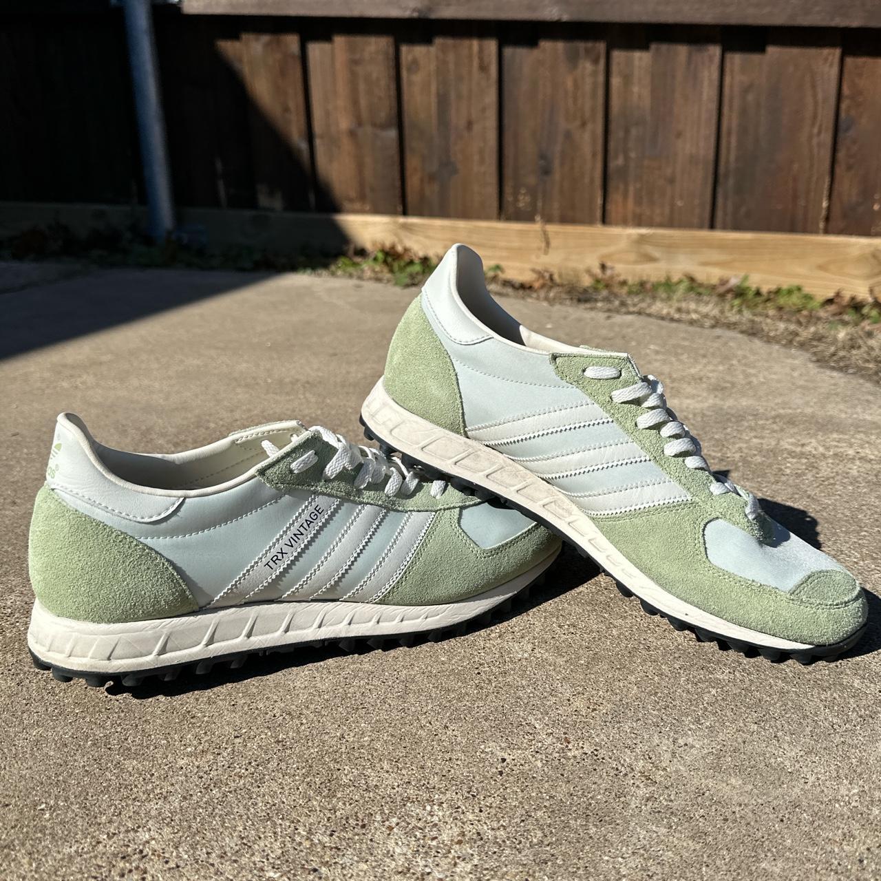 Sage on sale green adidas