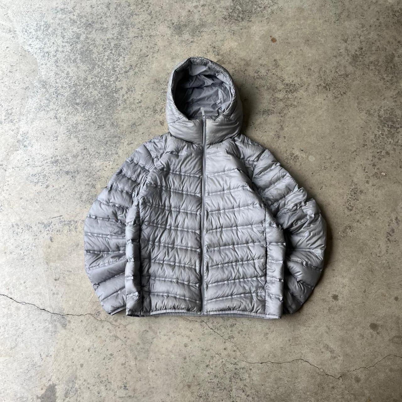 Uniqlo jacket-puffer - Depop