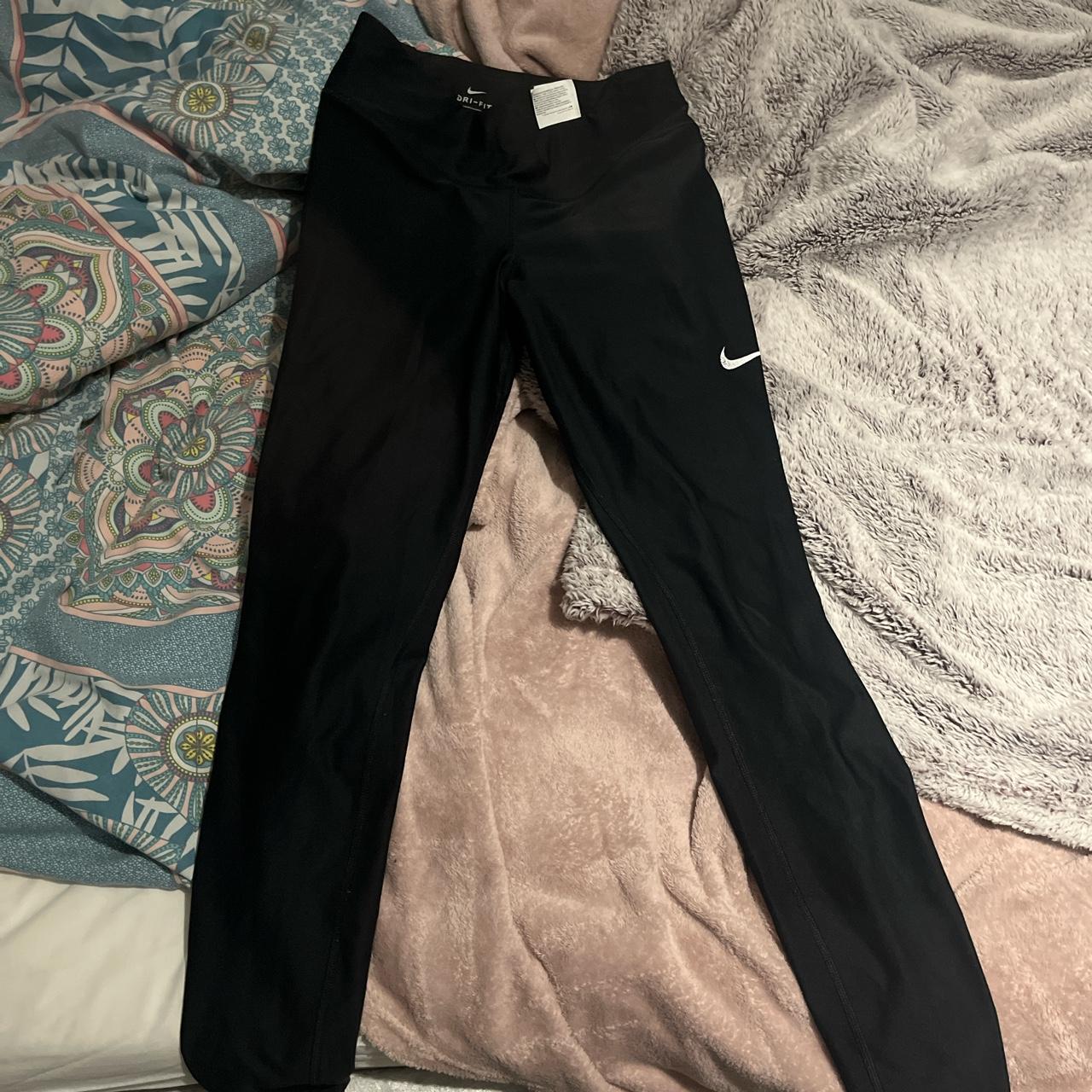 womens black leggings nike