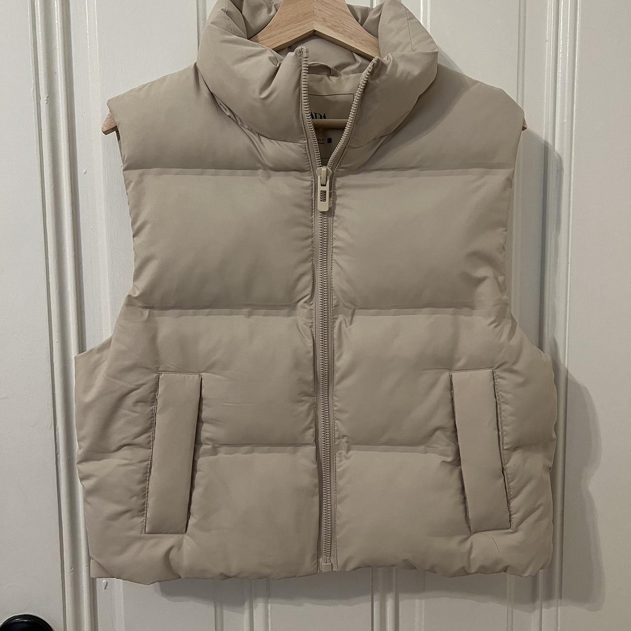 Zara beige puffer vest, never worn! Super cute for... - Depop