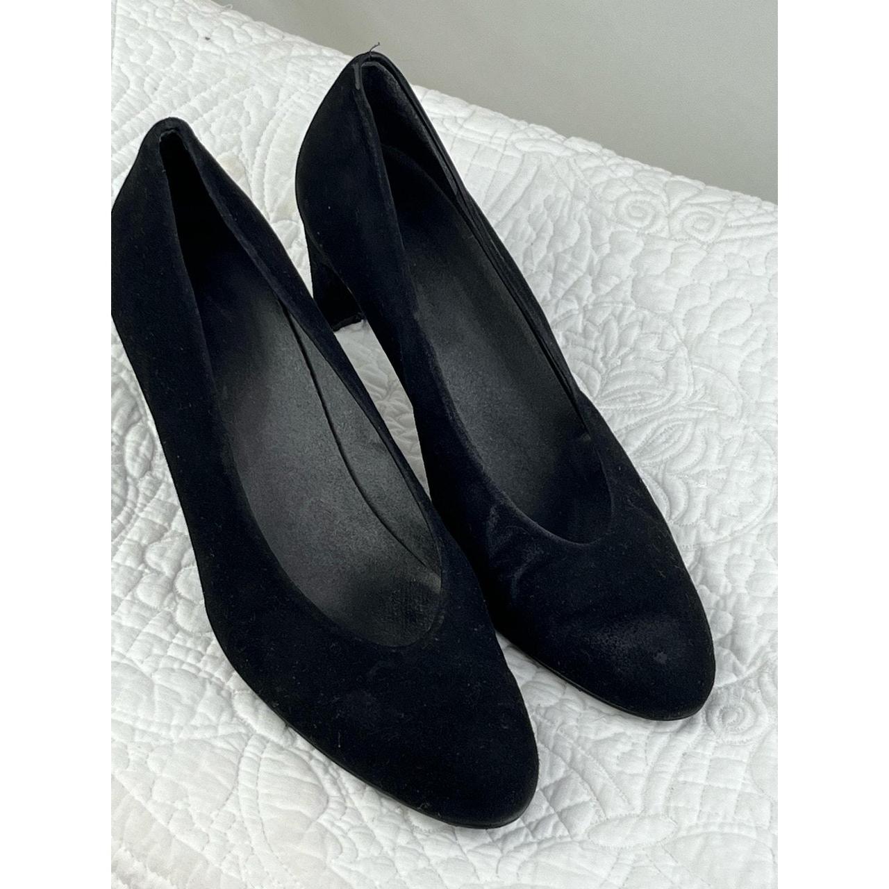 Stuart outlet Weitzman Black Suede Pumps - Size 9