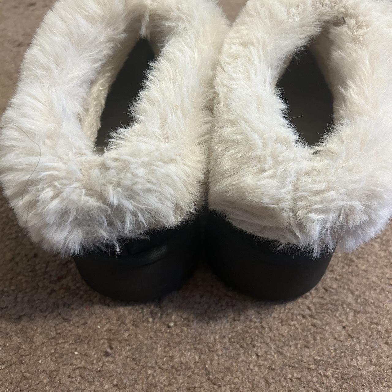 Black Fur ankle boots - Depop