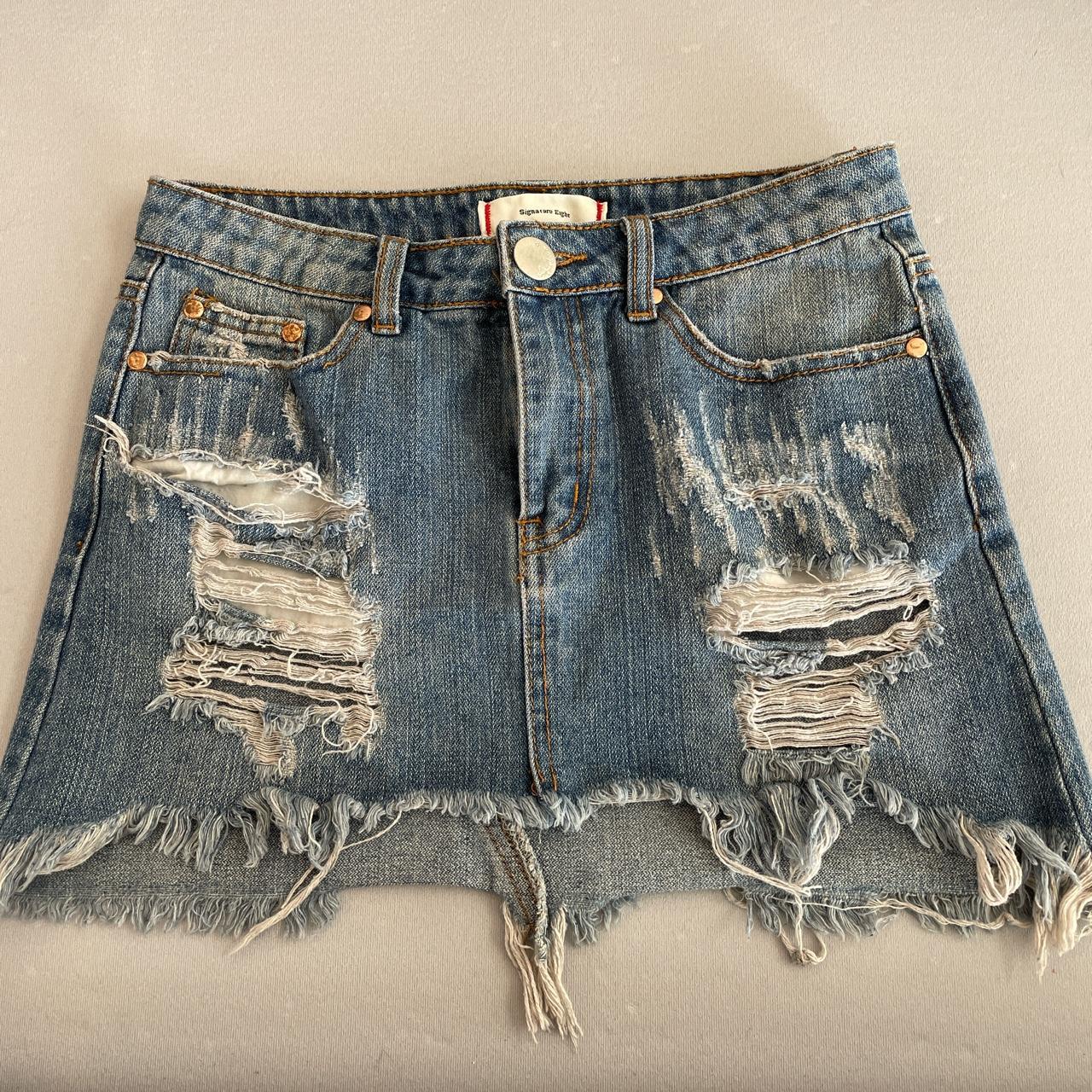 signature eight size small jean skirt - Depop