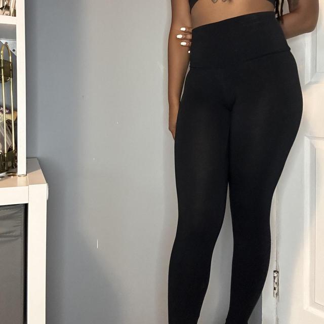Aurola size large l black leggings Booty - Depop