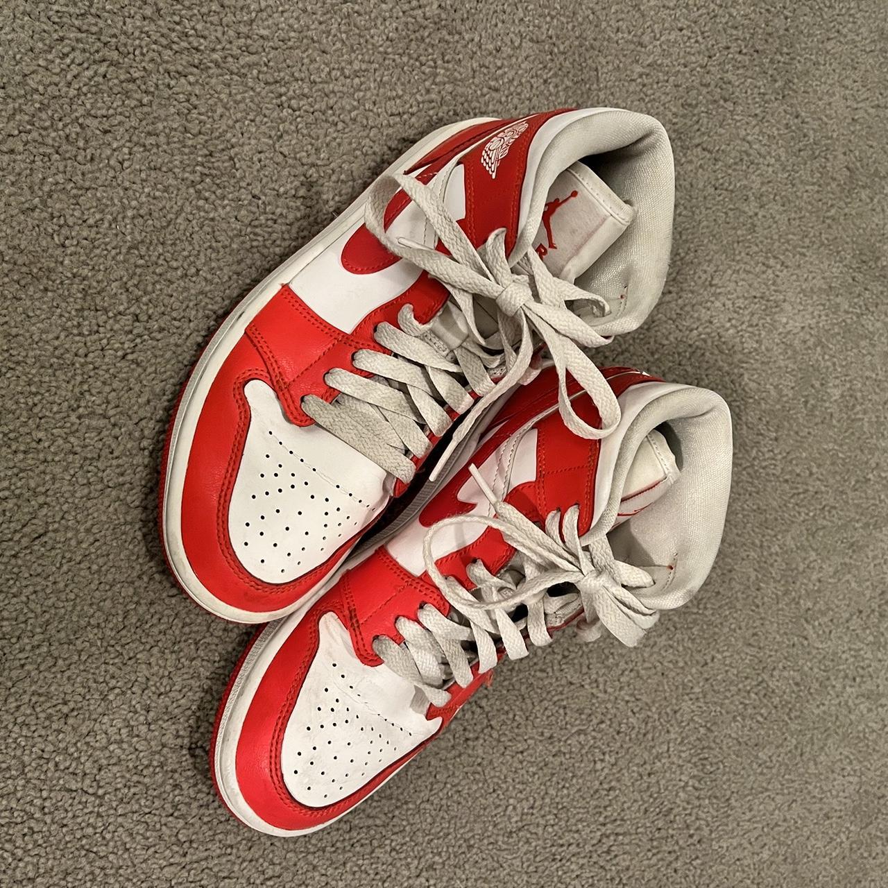 habanero jordan 1 mid