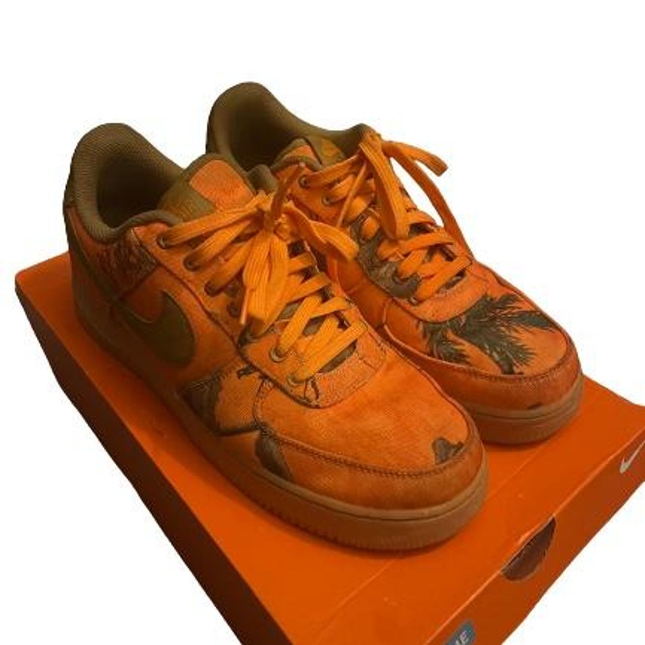 Orange camo nike shoes online