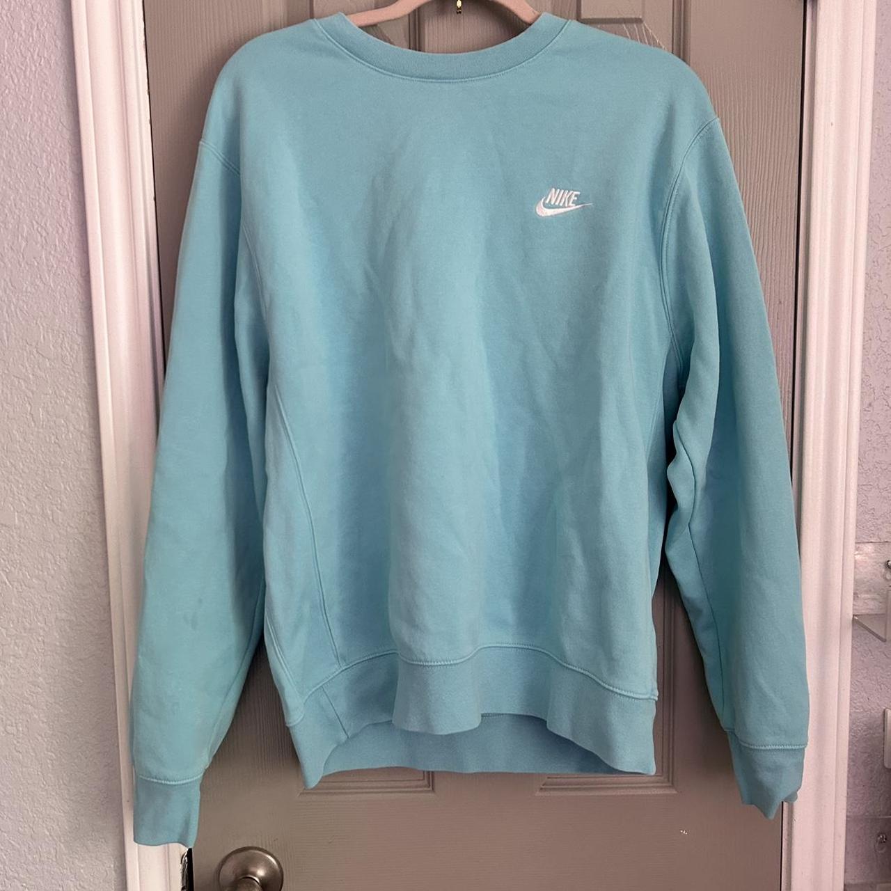 womens teal nike shirt