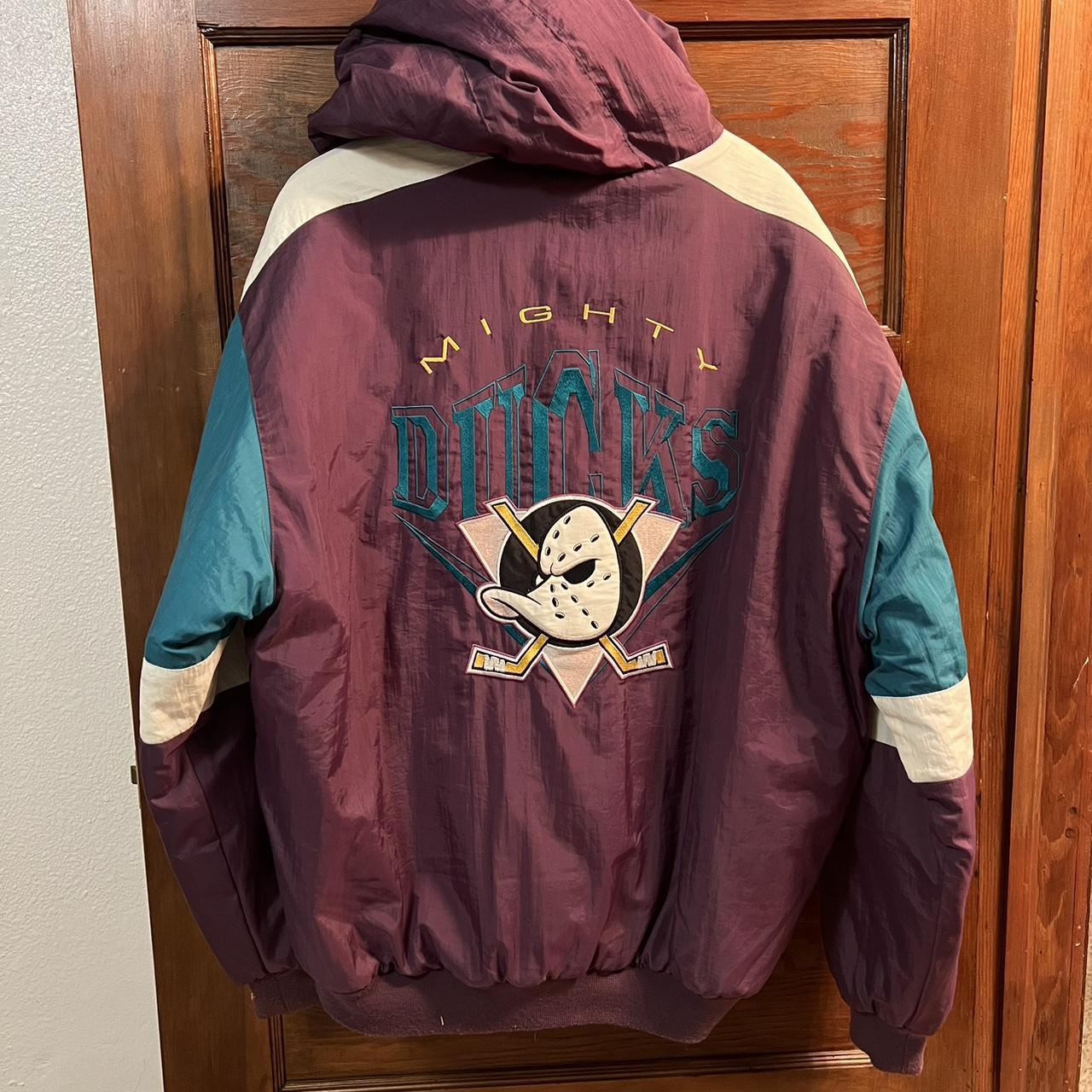 Vintage Dallas Cowboys puffer jacket. Brand: Nutmeg - Depop