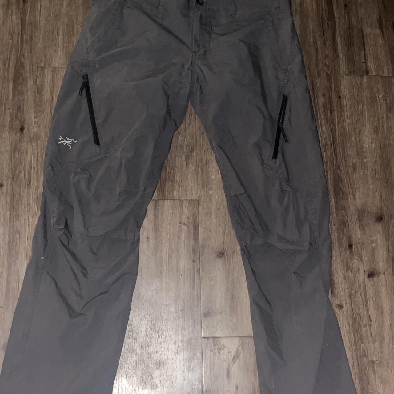 ARC’TERX TRIM FIT PANTS SIZE 34 WILLING TO LOWER PRICE - Depop