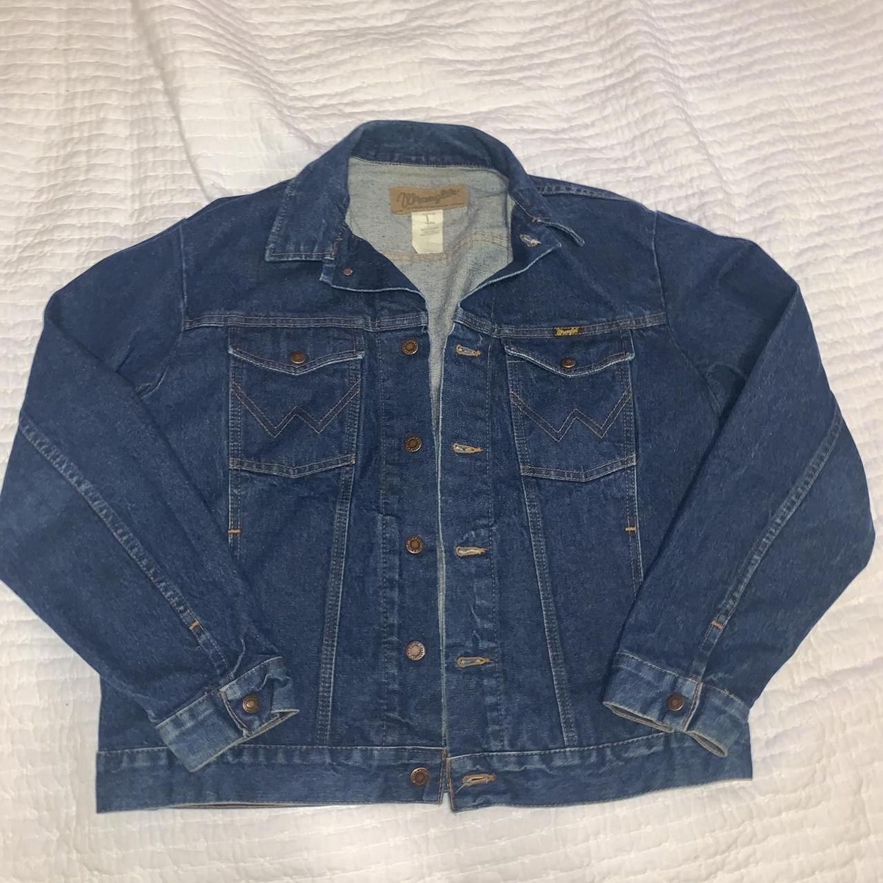 Vintage 90s wrangler denim jacket In Great condition... - Depop