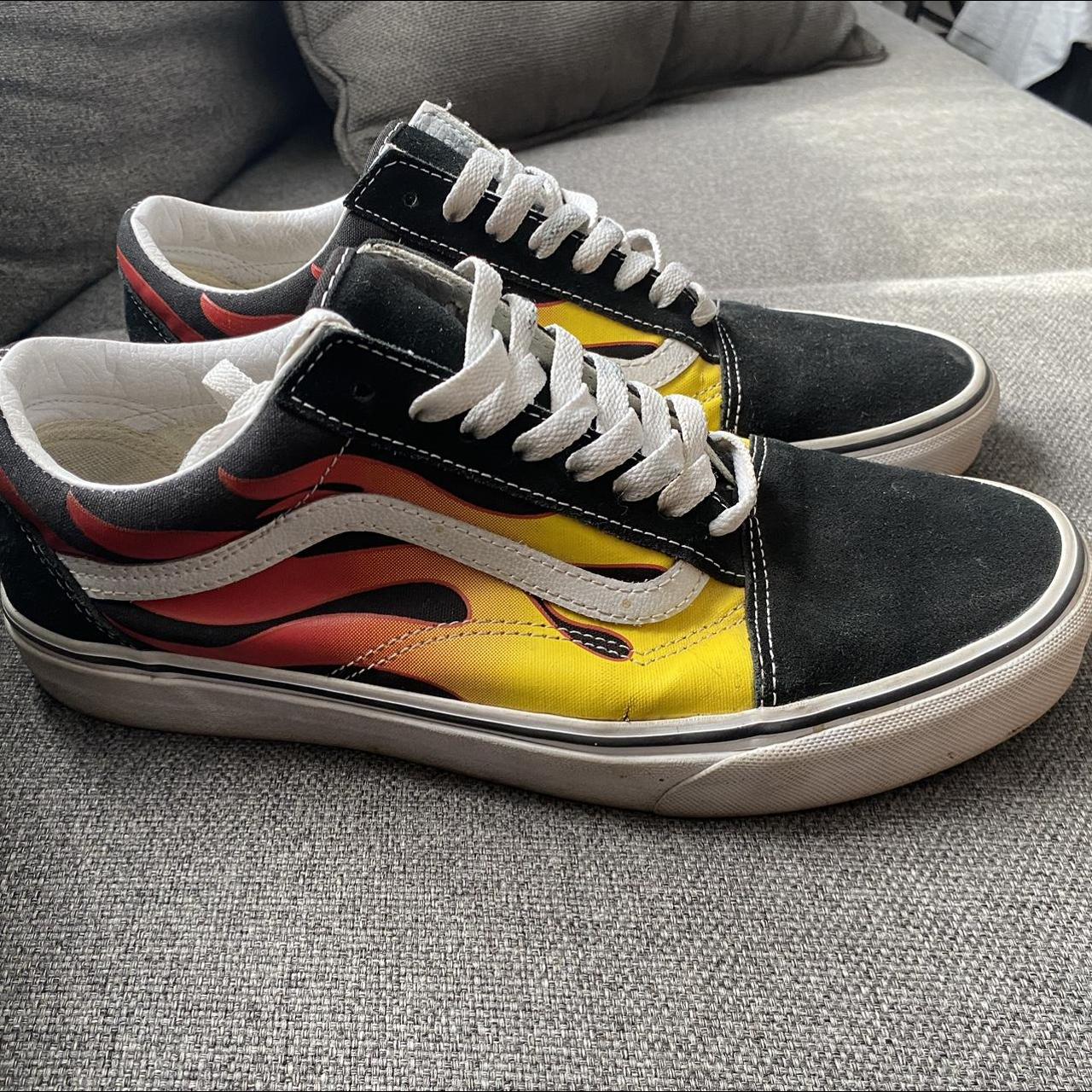 Vans hot sale flame design